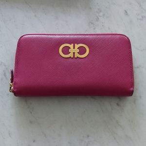 UPDATED - salvatore ferragamo gancini zip around wallet